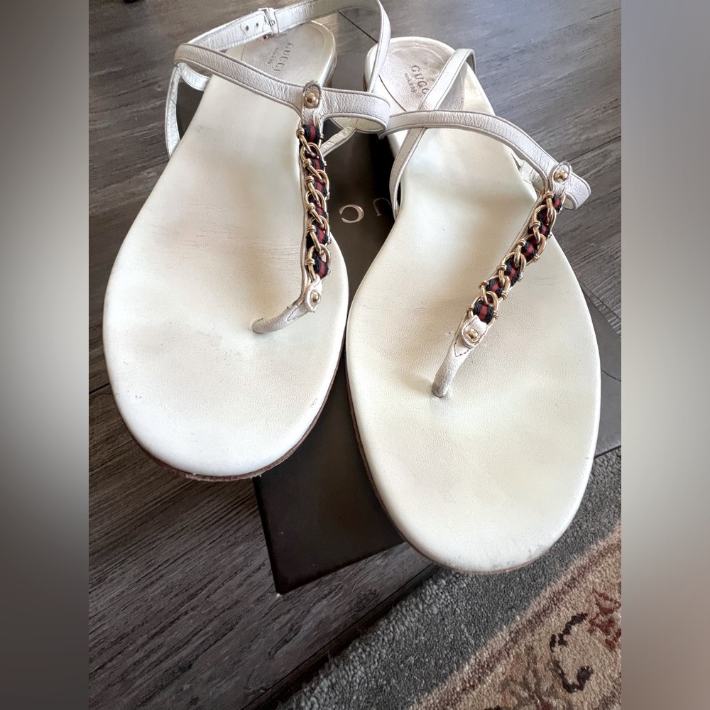 ✨Gucci White Sandals - Picture 4 of 6